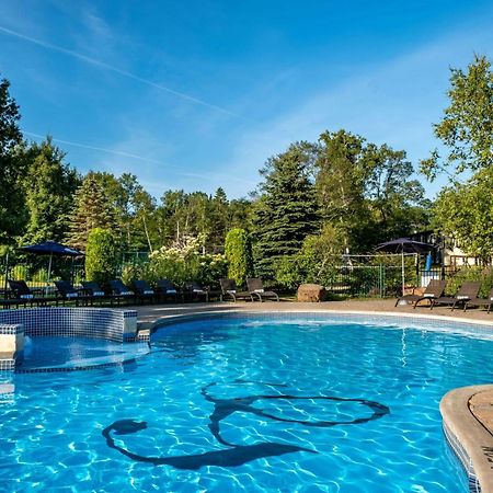 Mont Gabriel, Sainte-Adele, A Tribute Portfolio Resort Exterior photo