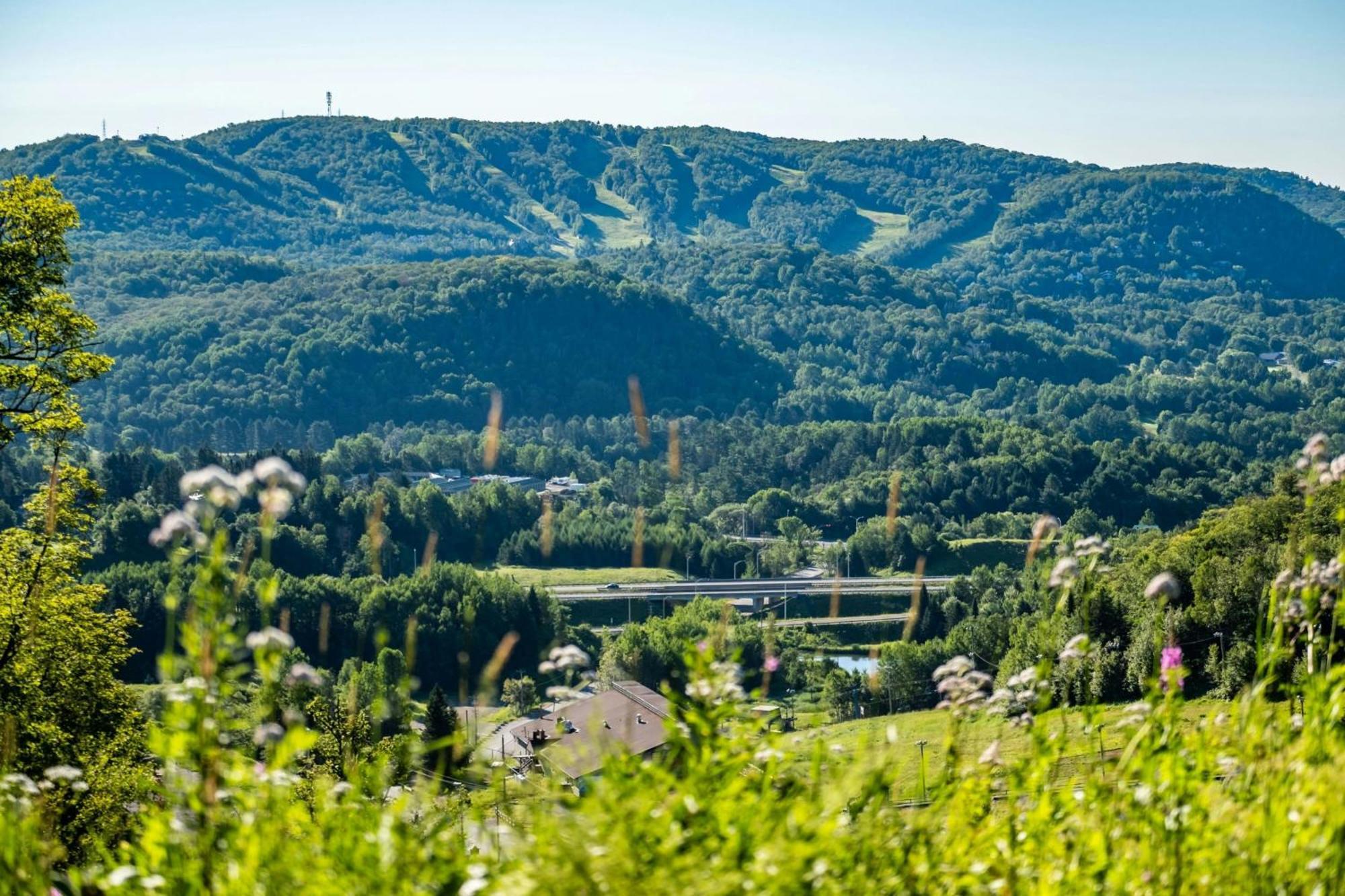 Mont Gabriel, Sainte-Adele, A Tribute Portfolio Resort Exterior photo